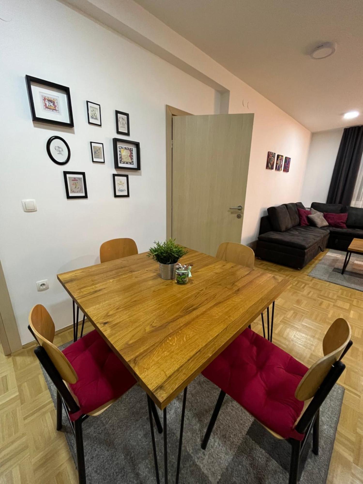 For5 Apartment Dakovo Luaran gambar